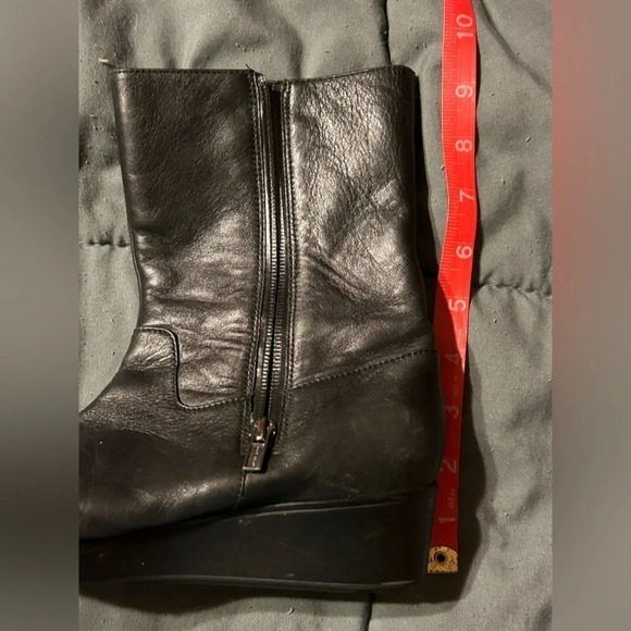 Cole Haan Ontario waterproof wedge black boots size 6.5B - Picture 9 of 9